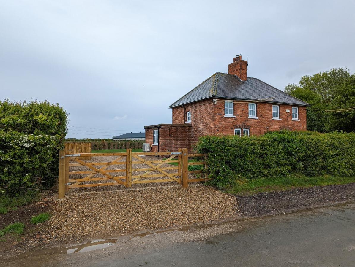 2 Lane End Cottages Kingston upon Hull Eksteriør billede